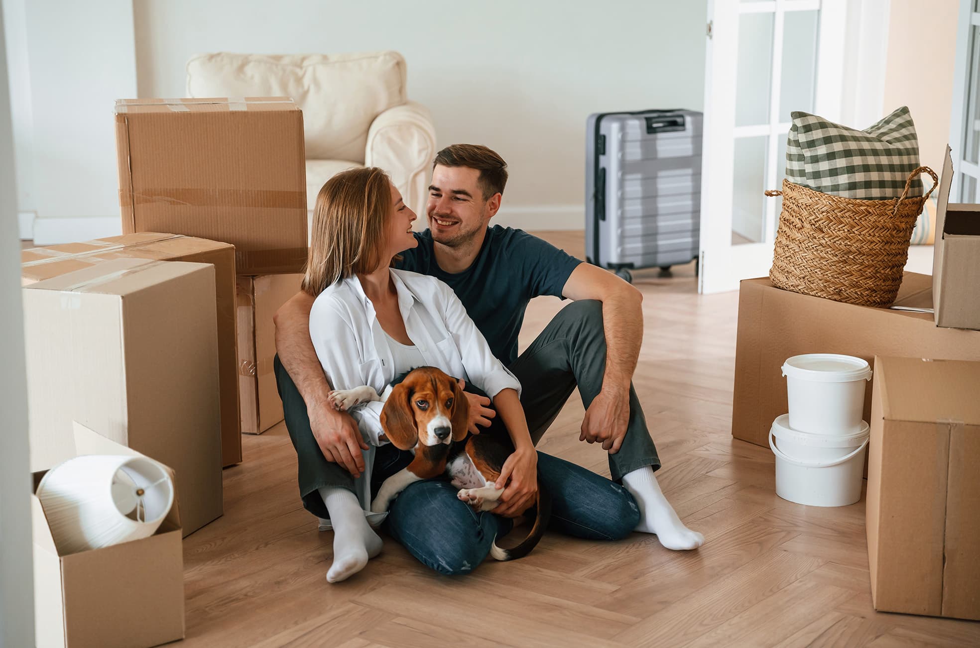 Register for Property Alerts<span style="color:hsl( 187, 100%, 49% );"><strong>.</strong></span>